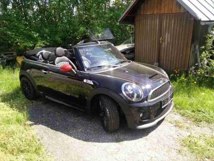 MINI John Cooper Works Cabrio