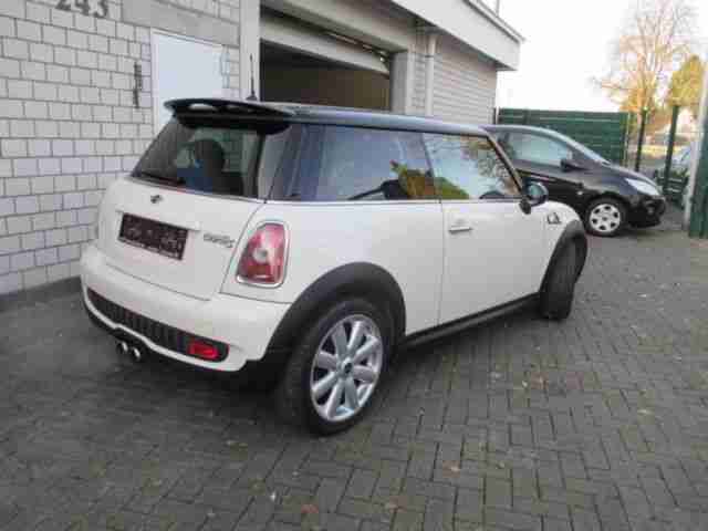 MINI MINI Cooper S volles Serviceheft/Teilleder/Navi!