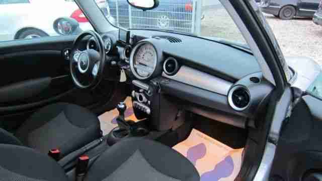 MINI MINI One*Klimaautomatik*NAVI*PDC*TEL*1Hand*Euro4