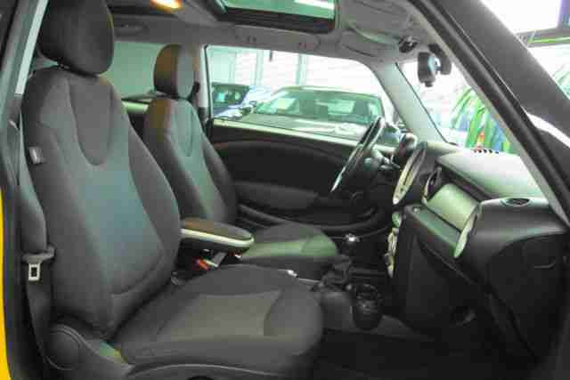 MINI Mini Cooper D Klimaautomatik/Panorama/Xenon