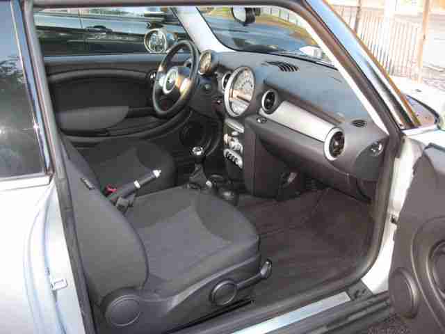 MINI Mini Cooper Pepper ,Klima,1.Hand,neues Modell