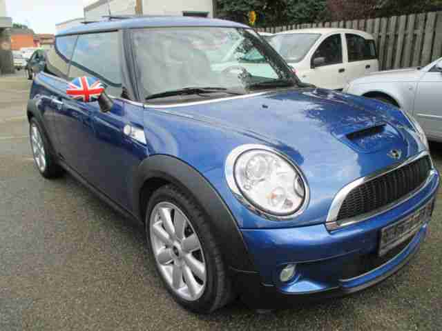 MINI Mini Cooper S /Xenon/Panorama/Leder/Klimaautomat