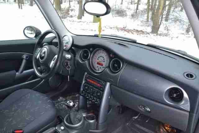 MINI Mini One 2. Hand,Facelift,wenig Km,BLACK BEAUTY