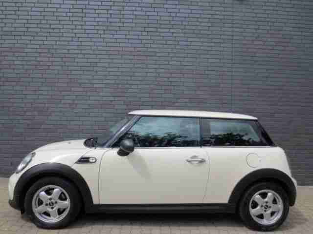 MINI Mini One mit Klimaautomatik+Pepper-Paket