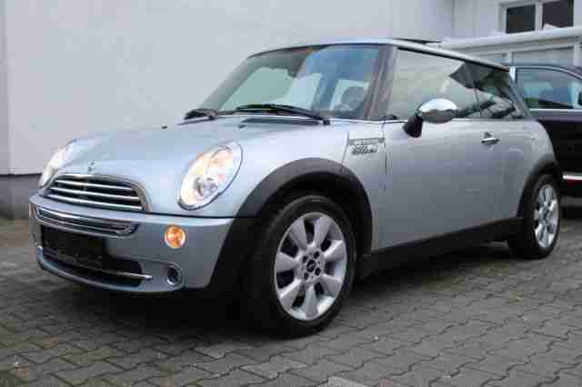 MINI One KLIMA/NAVI/PANORAMA/2:HAND/MOD:2005!!