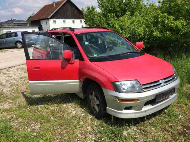 MITSUBISHI SPACE RUNNER ROT/GRAU ERTZULASSUNG 28/12/2000 TÜF 11/2016