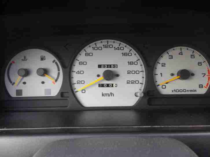 MITSUBISHI VAN Space Runner GLXi 1800 16V 90kw Bj.96 120tkm