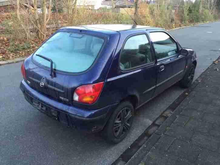 Mazda 121 (Ford Fiesta) 1.3 Bj:2002 TÜV Super Zustand Servo
