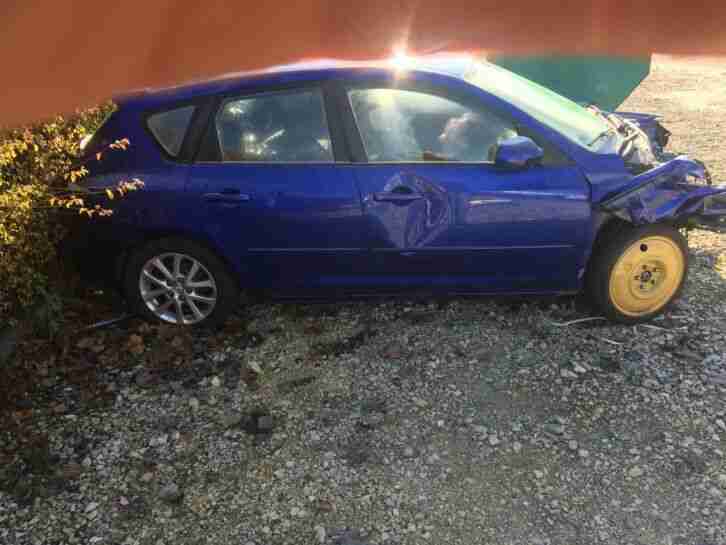 Mazda 3 BK 2.0 Benzin Unfallfahrzeug ohne Motor