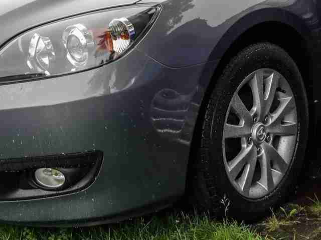 Mazda 3 Limo. Active 1.6 i Navi/Klima/CD/ESP