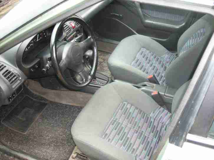 Mazda 323 1,6 Automatik