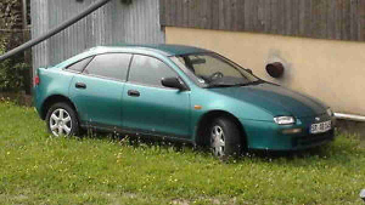 Mazda 323 F , Klima