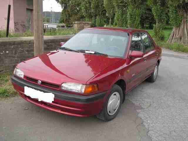 Mazda 323 Stufenheck, TÜV neu, Servo, 4-türig, ZV, E-GSD, Sommer- +Winterreifen
