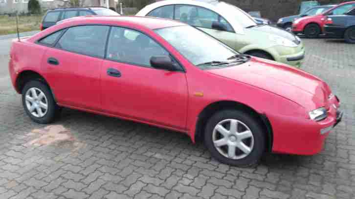 Mazda, 323F, 165,139 KM, Unfallschaden