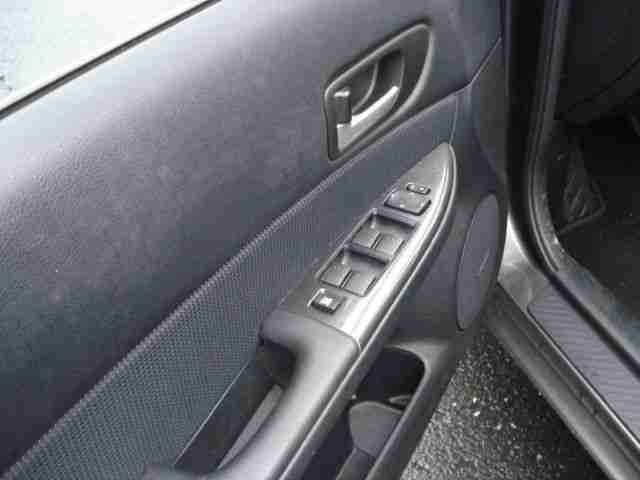 Mazda 6 Sport Kombi 2.0 CD DPF Top Zustand