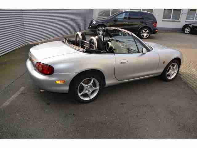 Mazda MX-5 1.6 i Roadster