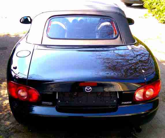 Mazda MX-5 1.9i Sportive / 1. Hand / Leder