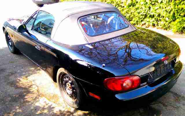 Mazda MX-5 1.9i Sportive / 1. Hand / Leder