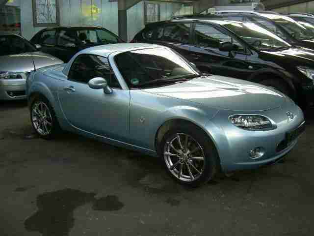 Mazda MX-5 2.0 MZR Roadster Coupe Niseko