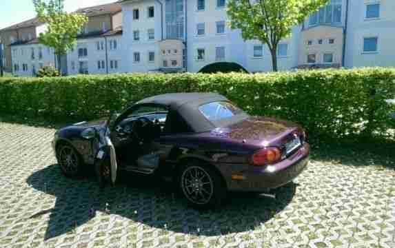 Mazda MX5 CABRIO NB EZ5/2000 Sondermodell Miracle weinrot Metallic