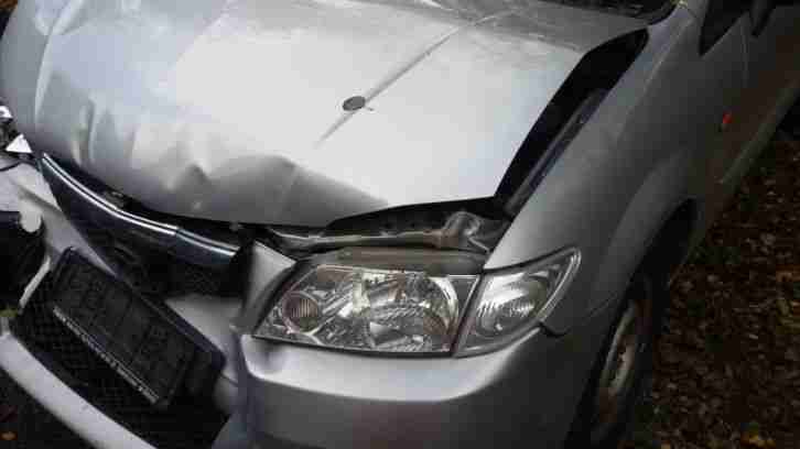 Mazda Premacy Unfallwagen