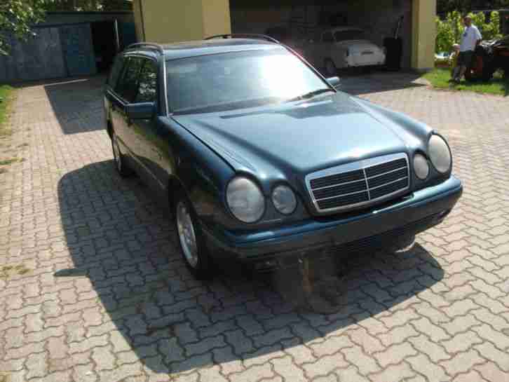 Mercdes Benz E 220 CDI