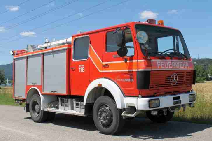 Mercedes 1226 AF 4x4 Tanklöschfahrzeug / Expeditionsfahrzeug
