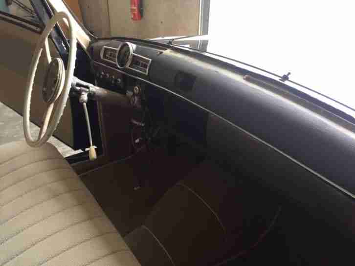 Mercedes 180b Ponton