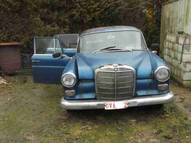 Mercedes 190D, w110, jahr 1963 zum restaurieren oder fur teile.