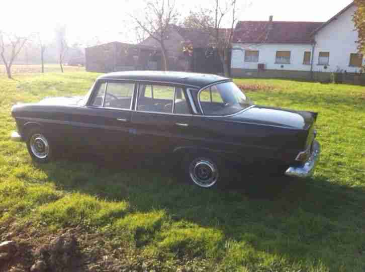 Mercedes 220 Benziner W110 Oldtimer BJ1966 Motor Top