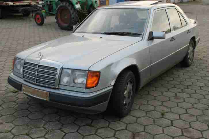 Mercedes 230