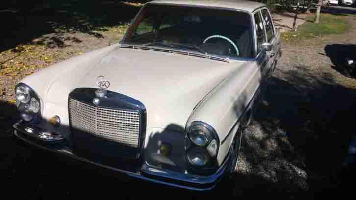 Mercedes 250 S Automatik Baujahr 1966 CA Import