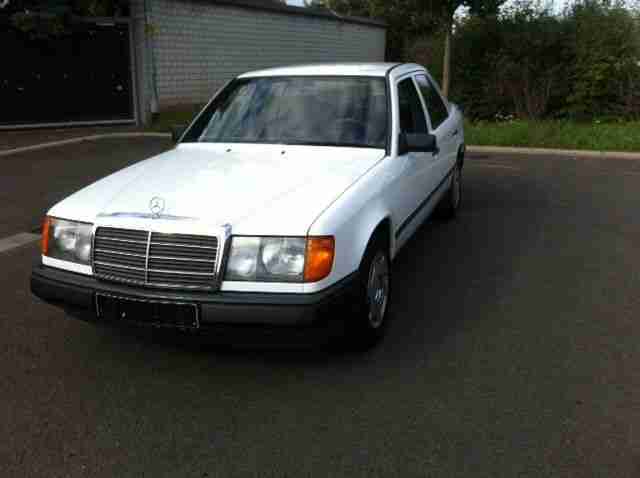 Mercedes 300 E W 124