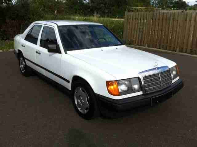 Mercedes 300 E W 124