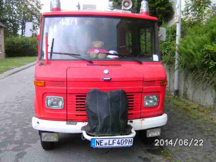 Mercedes 409 LF Feuerwehrfahrzeug mit neuem TÜV