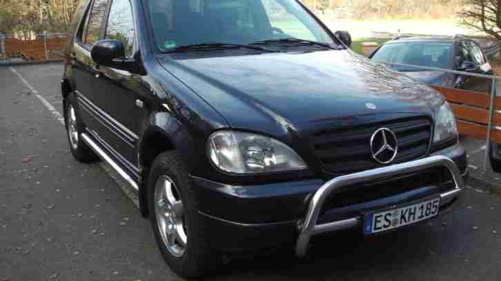 Mercedes Auto ML 430 sehr guter Zustand