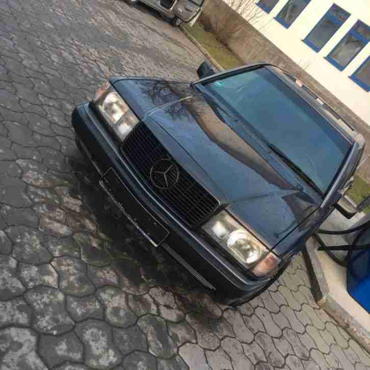 Mercedes-Benz 190 2.0 E