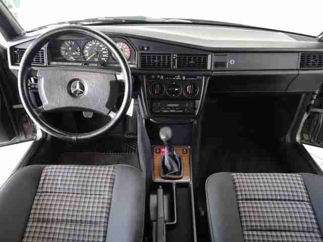 Mercedes Benz 190