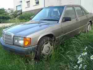 Mercedes Benz 190 W201 TÜV fast NEU met. Schiebed.