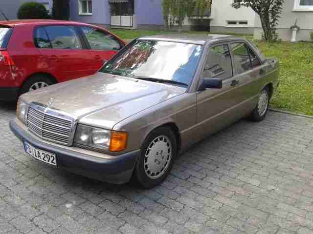 190E in gutem gebrauchten Zustand.