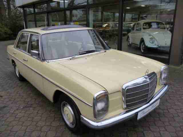 Mercedes-Benz 200 D /8