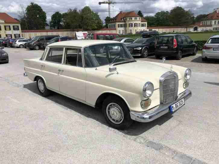 Mercedes Benz 200