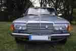 Mercedes Benz 200 (W123) – 1983 – –