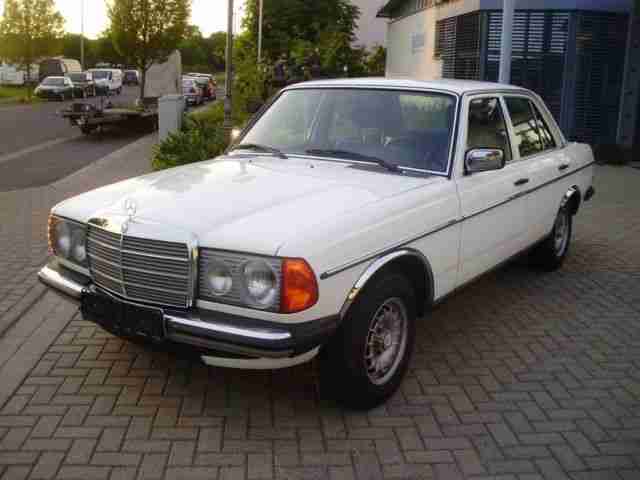 Mercedes-Benz 200 W123 * Nur 58 TKM * Rarität * Automat