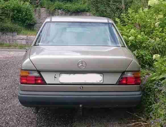 Mercedes Benz 200E