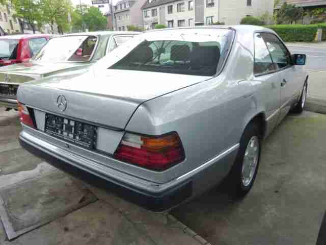 Mercedes-Benz 230 CE,Leder,Klima,Autom.El.Schiebehebeda