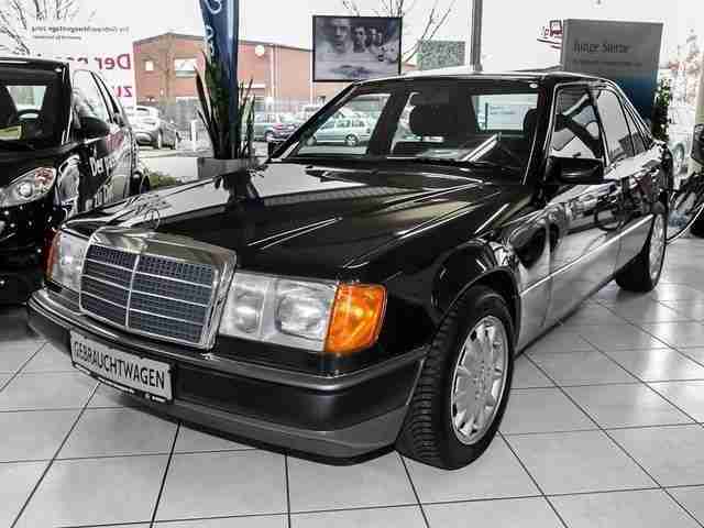 Mercedes Benz 230 E