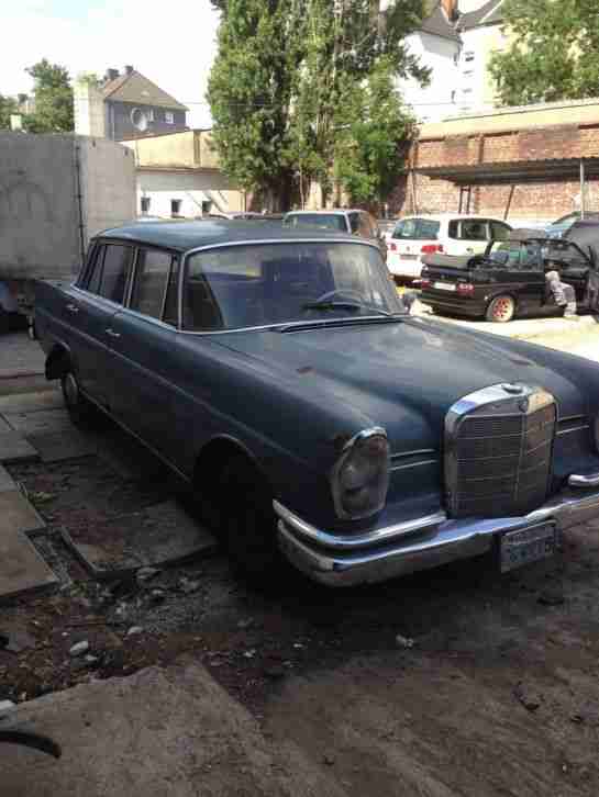 Mercedes Benz 230 W 111