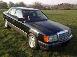 Mercedes-Benz 260 E~LEDER~KLIMA~AUTOM~ESD~ALU~SCHWARZ 0