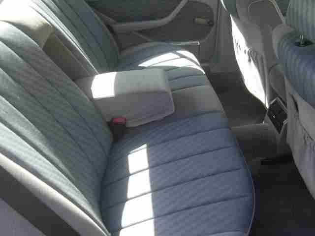 Mercedes-Benz 260 SE W 126